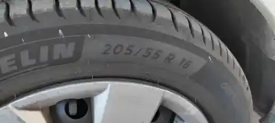 Veículo de Sucata toyota auris luna+ do ano 2008 alimentado 1ndtv