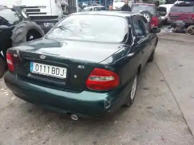 Sloopvoertuig kia clarus 1.8 cat van het jaar 2000 aangedreven 