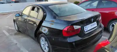 Veículo de Sucata bmw serie 3 berlina (e90) 320d do ano 2005 alimentado 204d4