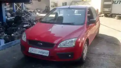 Veículo de Sucata ford focus berlina (cap) ghia do ano 2005 alimentado g8da