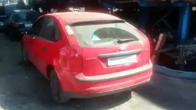 Veículo de Sucata ford focus berlina (cap) ghia do ano 2005 alimentado g8da