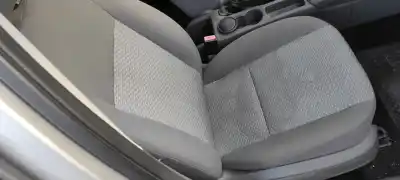 Veículo de Sucata ford focus berlina (cap) ambiente (d) do ano 2006 alimentado hwda