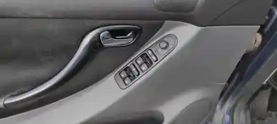 Sloopvoertuig seat leon (1m1) last edition van het jaar 2001 aangedreven azd