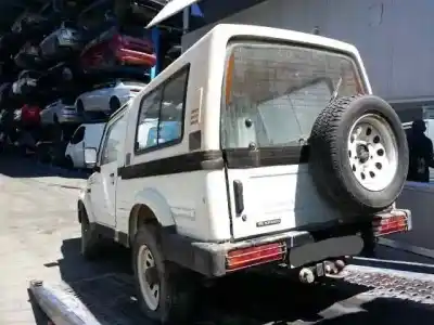 Sloopvoertuig suzuki samurai (sj) cabrio van het jaar 1985 aangedreven s/ suzuki