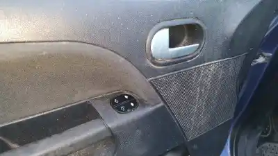 Здавання транспортного засобу ford fiesta (cbk) ambiente року 2006 потужний fxja