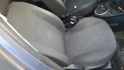 Здавання транспортного засобу ford fiesta (cbk) ambiente року 2006 потужний fxja