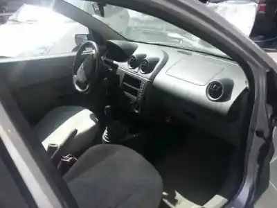 Здавання транспортного засобу ford fiesta (cbk) 1.3 cat року 2002 потужний a9jb