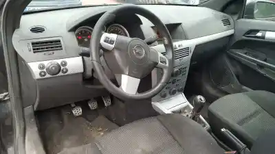 Scrapping Vehicle opel astra gtc cosmo of the year 2006 powered z16xep