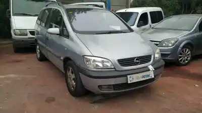 Veicolo di demolizione OPEL ZAFIRA A Blue Line dell'anno 2002 alimentato Y20DTH