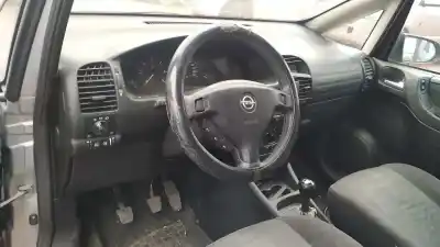 Veículo de Sucata opel zafira a blue line do ano 2002 alimentado y20dth