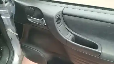 Veículo de Sucata opel zafira a blue line do ano 2002 alimentado y20dth