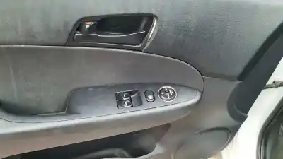 Veículo de Sucata hyundai i30 classic do ano 2007 alimentado d4fb