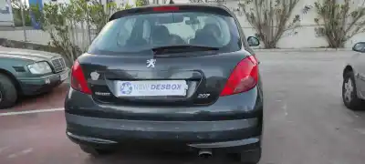 Veículo de Sucata peugeot 207 confort do ano 2008 alimentado 8fs