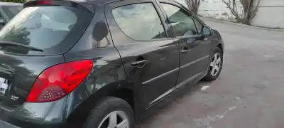 Veículo de Sucata peugeot 207 confort do ano 2008 alimentado 8fs