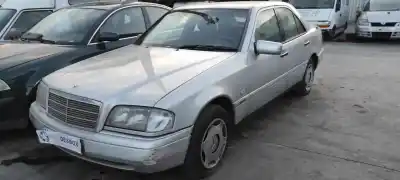 Vehículo de desguace MERCEDES CLASE C (W202) BERLINA 1.8 16V CAT del año 1996 con motor M111920