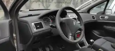 Veículo de Sucata peugeot 307 break / sw (s1) break xs do ano 2004 alimentado 9hydv6ted4