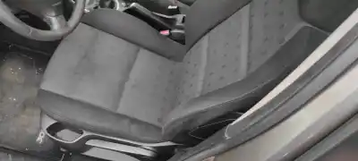 Veículo de Sucata peugeot 307 break / sw (s1) break xs do ano 2004 alimentado 9hydv6ted4