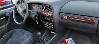 Veículo de Sucata citroen xantia berlina 1.9 td sx do ano 2003 alimentado dhx