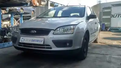 Veículo de Sucata ford focus berlina (cap) trend do ano 2005 alimentado g8da