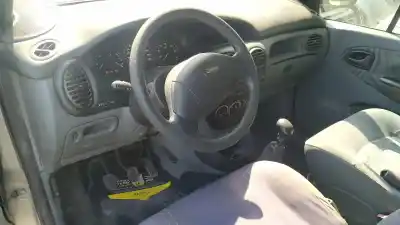 Scrapping Vehicle renault megane i scenic (ja0) 1.6e alize of the year 1998 powered k7m