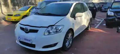 Veículo de Sucata toyota auris active do ano 2010 alimentado 1nrfe