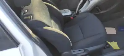 Veículo de Sucata toyota auris active do ano 2010 alimentado 1nrfe