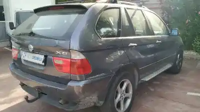 Veicolo di demolizione bmw x5 (e53) 3.0i dell'anno 2002 alimentato m54