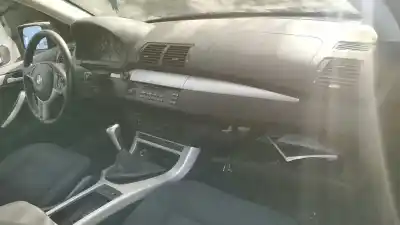 Veicolo di demolizione bmw x5 (e53) 3.0i dell'anno 2002 alimentato m54