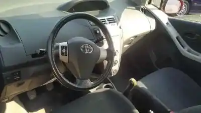 Veículo de Sucata toyota yaris (ksp9/scp9/nlp9) básico do ano 2007 alimentado 1krfe