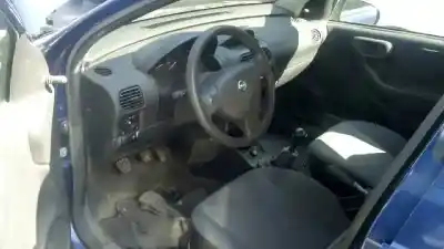 Veicolo di demolizione opel corsa c blue line dell'anno 2004 alimentato z13dt