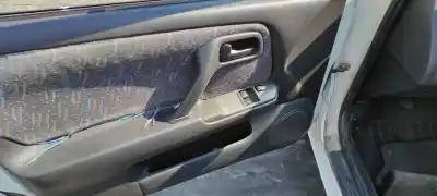 Veículo de Sucata nissan primera berlina (p11) 2.0 navigation do ano 1996 alimentado ga16