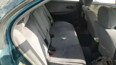 Veículo de Sucata nissan primera berlina (p11) 2.0 16v cat do ano 2003 alimentado cd20