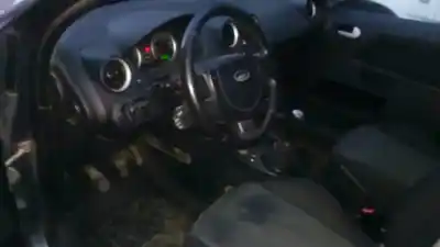 Veículo de Sucata ford fiesta (cbk) ambiente do ano 2004 alimentado fxjb