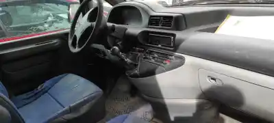 Veículo de Sucata citroen jumpy 2.0 combi confort (8/9 plazas) do ano 2005 alimentado rhz