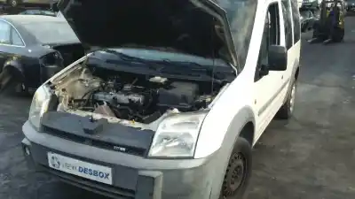 Veículo de Sucata FORD TOURNEO CONNECT (TC7) LX Familiar do ano 2003 alimentado HCPB