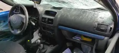 Scrapping Vehicle renault clio ii fase ii (b/cb0) authentique of the year 2003 powered k9k a7