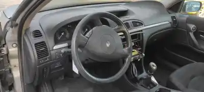 Scrapping Vehicle renault laguna ii (bg0) authentique of the year 2006 powered f9q758