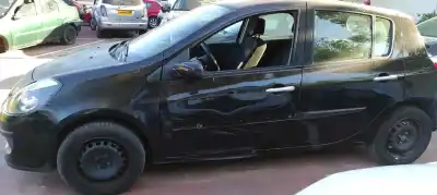 Veículo de Sucata renault clio iii 20 aniversario do ano 2007 alimentado k9km768