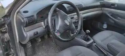 Veicolo di demolizione audi a4 berlina (b5) 1.9 tdi dell'anno 2000 alimentato ajm