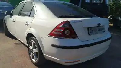 Sloopvoertuig ford mondeo berlina (ge) ambiente plus van het jaar 2006 aangedreven qjbb