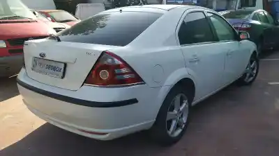 Sloopvoertuig ford mondeo berlina (ge) ambiente plus van het jaar 2006 aangedreven qjbb