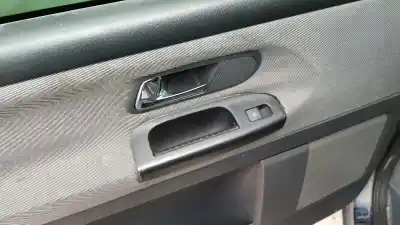 Hurda Aracı ford galaxy (vy) ghia yılın 2002 güçlü auy