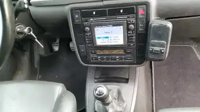 Hurda Aracı ford galaxy (vy) ghia yılın 2002 güçlü auy