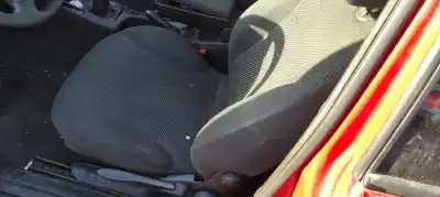 Veículo de Sucata fiat stilo multi wagon (192) 1.6 16v do ano 2003 alimentado 182b6000