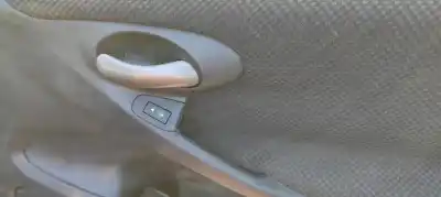 Veículo de Sucata fiat stilo multi wagon (192) 1.6 16v do ano 2003 alimentado 182b6000