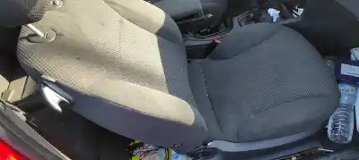 Veículo de Sucata fiat stilo multi wagon (192) 1.6 16v do ano 2003 alimentado 182b6000