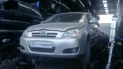Veículo de Sucata toyota corolla (e12) 2.0 d-4d linea luna berlina do ano 2005 alimentado 1cdftv