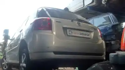 Veículo de Sucata toyota corolla (e12) 2.0 d-4d linea luna berlina do ano 2005 alimentado 1cdftv