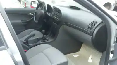 Veículo de Sucata saab 9-3 berlina 2.2 16v tid cat do ano 2004 alimentado d223l