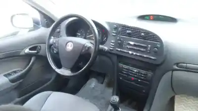 Veículo de Sucata saab 9-3 berlina 2.2 16v tid cat do ano 2004 alimentado d223l